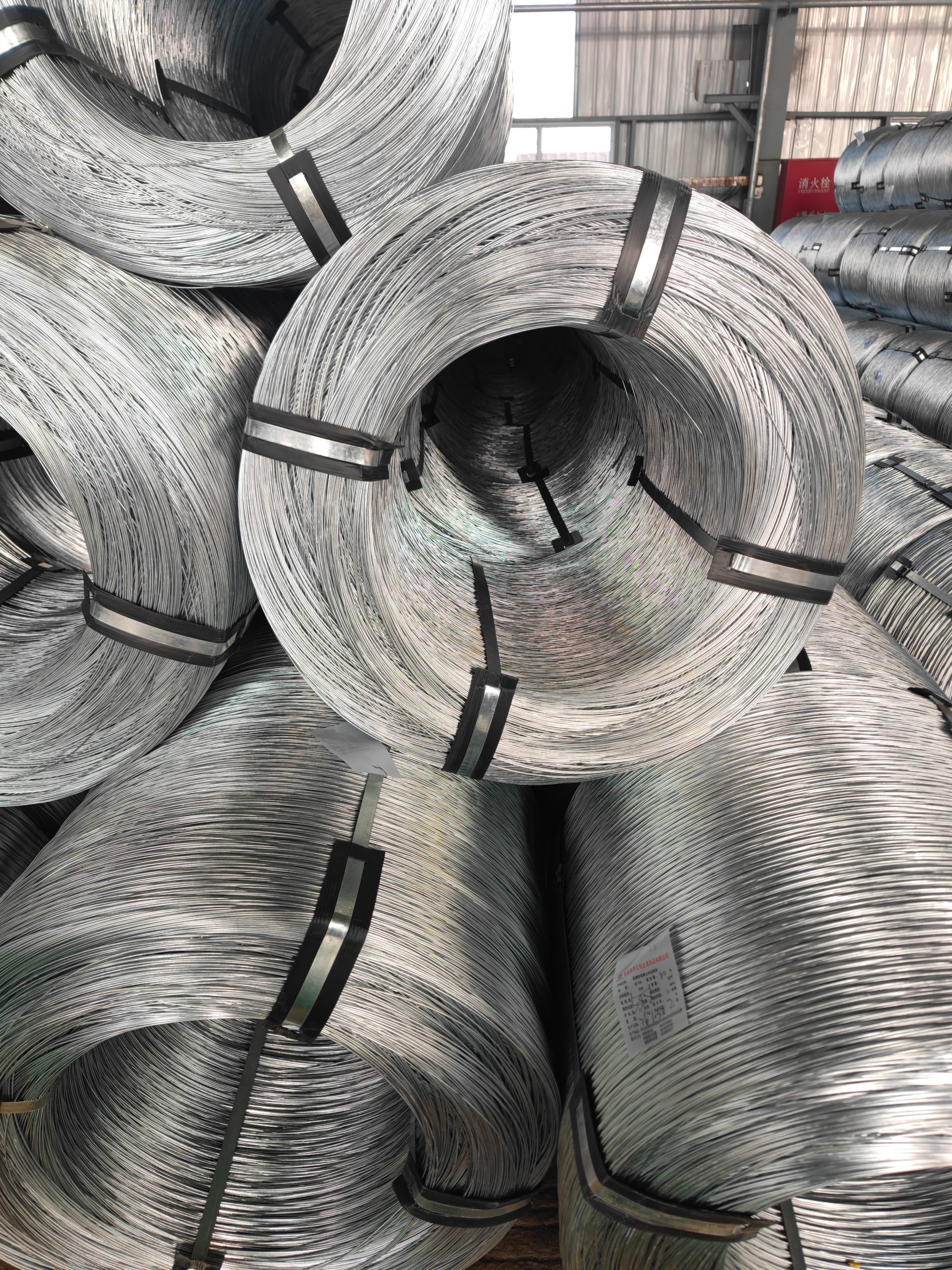 热镀锌铁丝与锌铝合金丝上锌量对比实拍